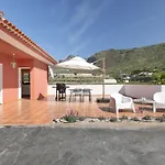 Llanitos Gigantes Villa